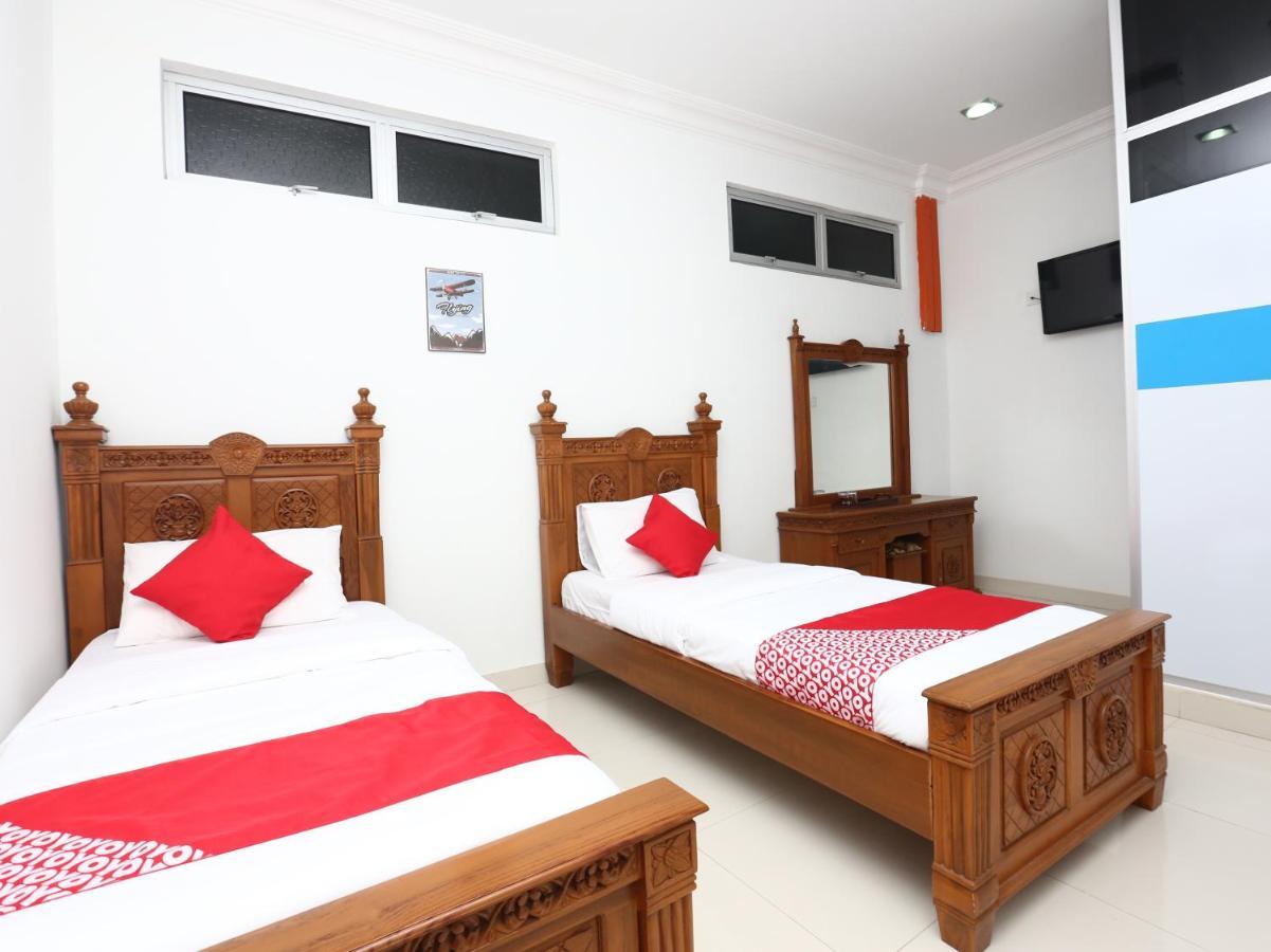 Super Oyo 89435 Nusantara Group Hotel Jertih Exterior foto