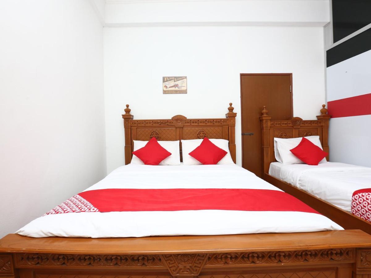 Super Oyo 89435 Nusantara Group Hotel Jertih Exterior foto